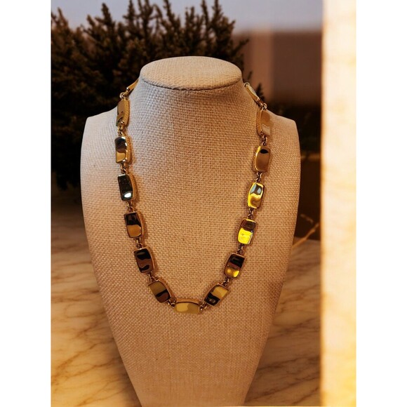 Bold Vintage Style Goldtone Link Necklace – 80s Power Glam | 8” Drop Statement - Picture 3 of 8